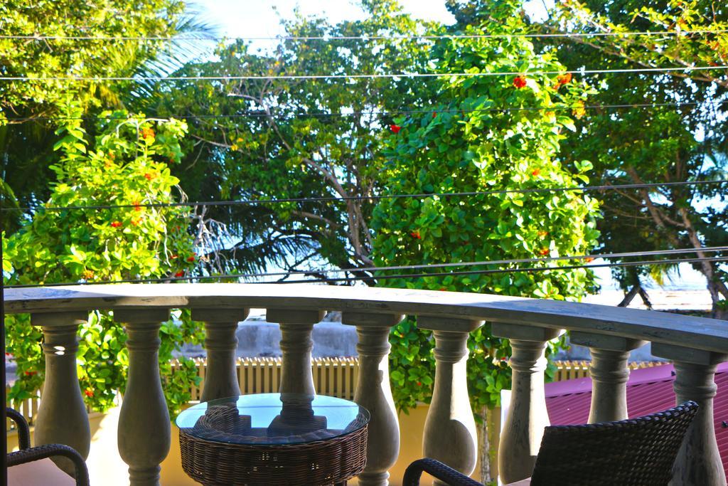 Villa Saint Sauveur Baie Sainte Anne Exterior foto